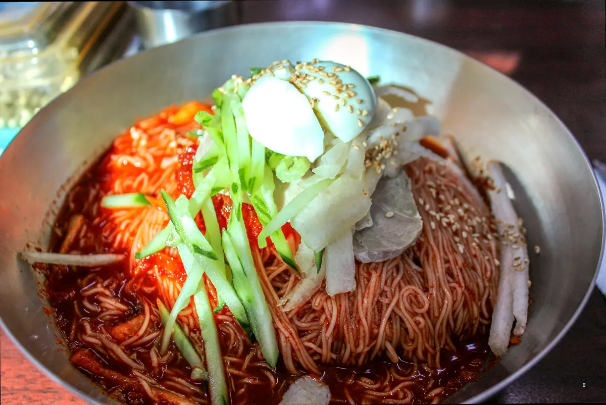 가야밀냉면해물칼국수 본점, 무엇이 특별할까?