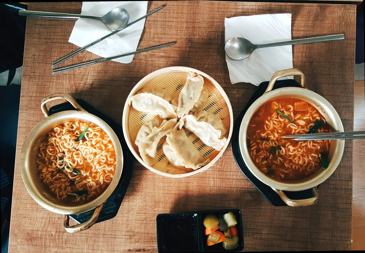 해결책 2: 짜장칼국수는 꼭 먹어봐야 해!